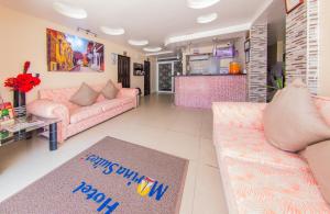 Posezení v ubytování Hotel Marina Suites By GEH Suites