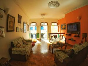 Гостиная зона в Varanda Hostel E Galeria De Arte