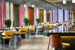 Restoran või mõni muu söögikoht majutusasutuses YOHO Hollywood Roosevelt Hotel