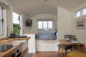 Gallery image of West Coast Hideaways in Nedd