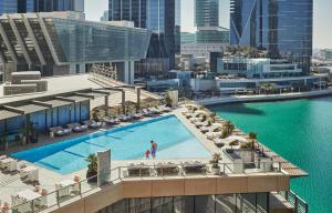 Four Seasons Hotel Abu Dhabi at Al Maryah Island, Abu Dhabi – Updated 2023  Prices
