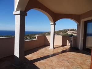 balcone con vista sull'oceano di bella vista a Castelsardo