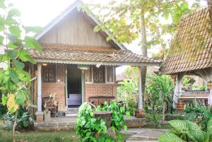 Ein Garten an der Unterkunft Umasari Rice Terrace Villa by AGATA