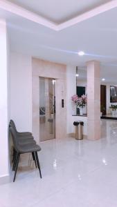 Posezení v ubytování Le Grey Dalat Hotel