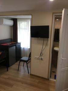 Μια τηλεόραση ή/και κέντρο ψυχαγωγίας στο 10 shindisi street,Tbilisi