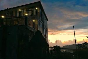 バギオにあるVacation House in Baguio with Amazing Sunset Viewsのギャラリーの写真