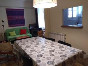 A bed or beds in a room at Can Bonshoms