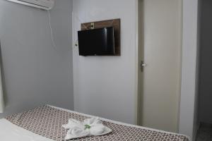 TV a/nebo společenská místnost v ubytování MAIS HOTEL BALSAS