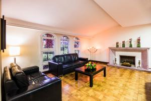 Posezení v ubytování Hotel Portales Del Campestre