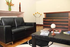 Posezení v ubytování Hotel Portales Del Campestre