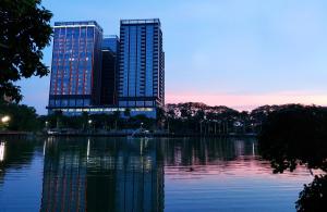 Permandangan sungai dekat dengan aparthotel ini