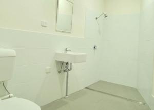 Argyle Hotel Southern Highlands的一间浴室