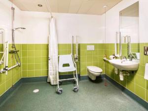 Koupelna v ubytování ibis budget Southampton Centre