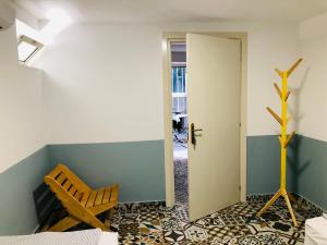 Posezení v ubytování Buff Hostel Tirana