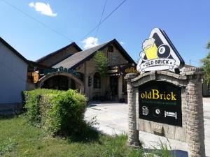 Certyfikat, podpis lub inny dokument wystawiony w obiekcie OldBrick PUB