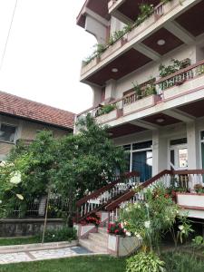 Balkón nebo terasa v ubytování Swiss Hostel