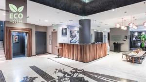 TV a/nebo společenská místnost v ubytování Solun Hotel & SPA