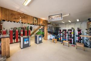 a store with a lot of skis on display at Neige et Soleil in Montchavin