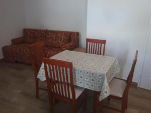 Posedenie v ubytovaní START Apartmanok