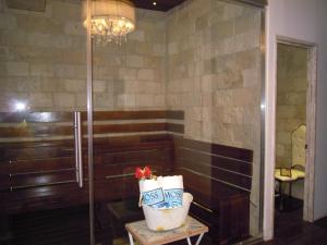 Ett badrum på Hotel & Spa La Mansion del B Azul
