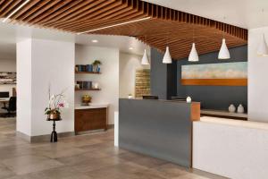 Gallery image of La Quinta by Wyndham San Luis Obispo in San Luis Obispo