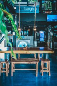 Lounge nebo bar v ubytování DPM Koh Tao Diving Hotel & Bar + 37 fotografií