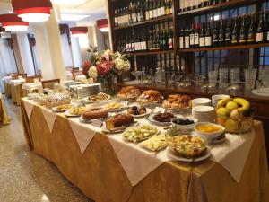 Galeriebild der Unterkunft Hotel Ferrari in Salsomaggiore Terme