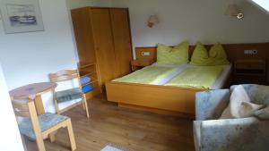 Postel nebo postele na pokoji v ubytování Ferienhaus Enzi + 37 fotografií
