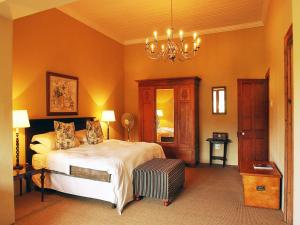 Gallery image of Leeuwenbosch Country House - Amakhala Game Reserve in Amakhala Game Reserve