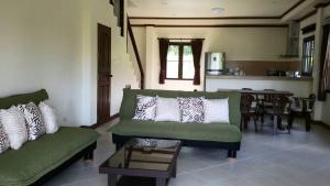 Gallery image of Tulip Villa Oceanview in Ko Chang