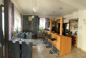 Khu vực ghế ngồi tại Gasthof Knezevic