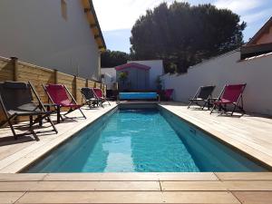Gallery image of Hôtel Le Nautile in Saint-Trojan-les-Bains +22 photos