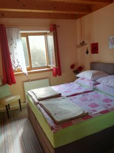 Posteľ alebo postele v izbe v ubytovaní Landhaus Dora