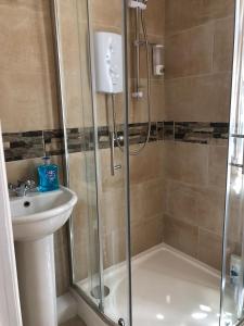 Koupelna v ubytování Safe Move - 23 Lancaster House + 21 fotografií