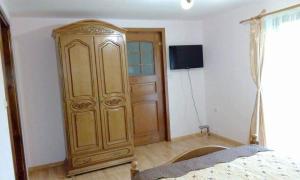 Μια τηλεόραση ή/και κέντρο ψυχαγωγίας στο Pensiunea Argela