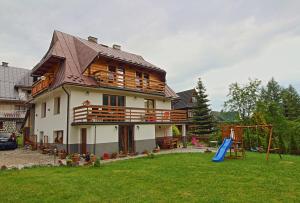 Vonkajšia záhrada v ubytovaní Willa Długoszówka