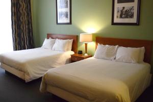 Cama o camas de una habitación en UMass Lowell Inn and Conference Center