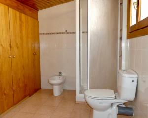 A bathroom at DÚPLEX Acollidor al Centre de Vic APTGARBI