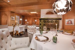 Posezení v ubytování Waldhotel Arosa