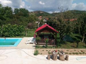 Hồ bơi trong/gần Casa Bia