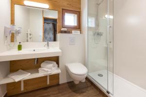 Koupelna v ubytování Le Chalet d'en Hô