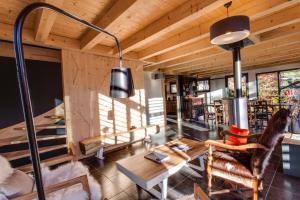 Photo de la galerie de l'établissement Chalet lux et Design Chamonix, à Servoz 32 autres photos