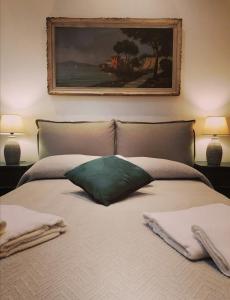 Posteľ alebo postele v izbe v ubytovaní Borgo Pio 51 Apartment Vatican