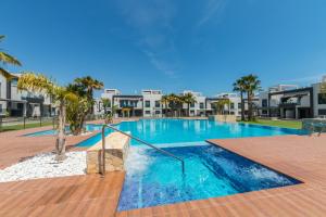 Basen w obiekcie Oasis Beach F 3003 lub w pobliżu