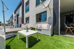 Część wypoczynkowa w obiekcie Oasis Beach F 3003