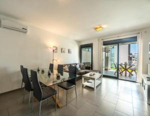 Część wypoczynkowa w obiekcie Oasis Beach F 3003
