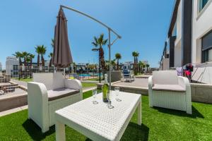 Część wypoczynkowa w obiekcie Oasis Beach F 3003