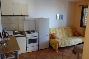 Kuchyňa alebo kuchynka v ubytovaní Apartments Lavanda