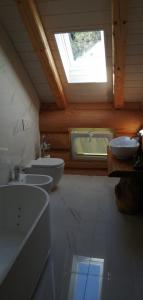 Koupelna v ubytování Chalet le Dorf
