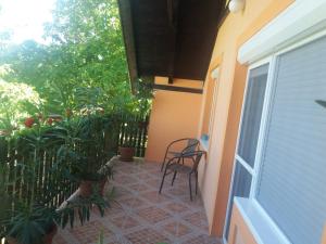 Balkoni atau teres di Guest House Jevtović